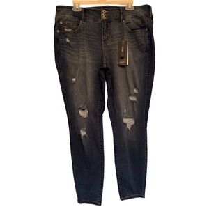 Torrid Premium Stretch Jeggings Modern Distressing jeans‎ Sz 20R